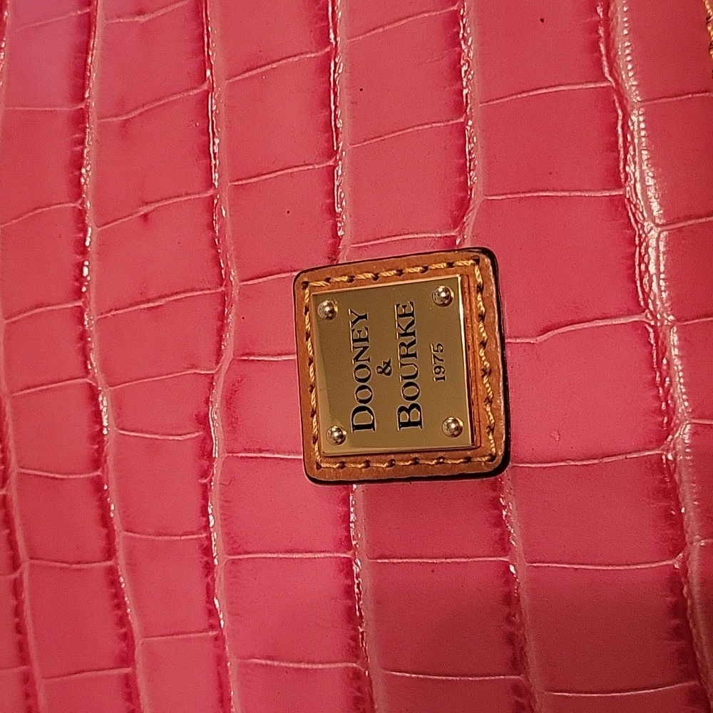 Dooney & Bourke New Without Tags Small KILEY Hobo Pink Croc Purse/Handbag - Picture 5 of 7